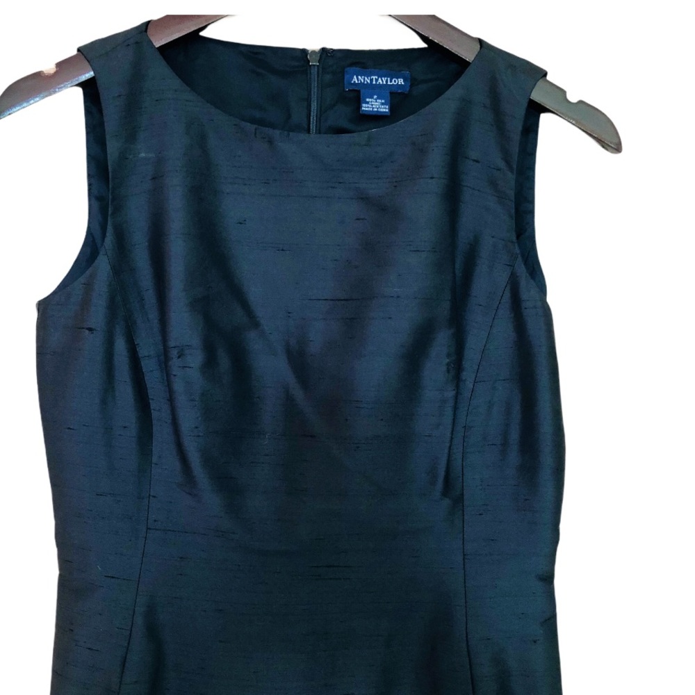 Ann Taylor Silk Black Sheath Drs w/ Scalloped Hem - Picture 3 of 7